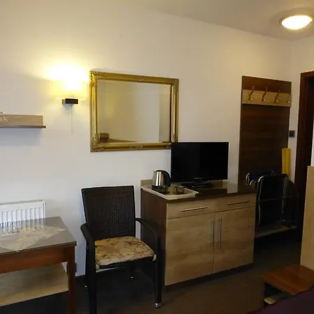 Focus בית אירוח *